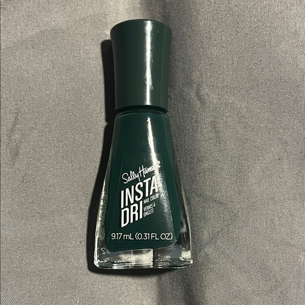 Sally Hansen Insta-Dri Nail Polish in C-hill Out- NWT
